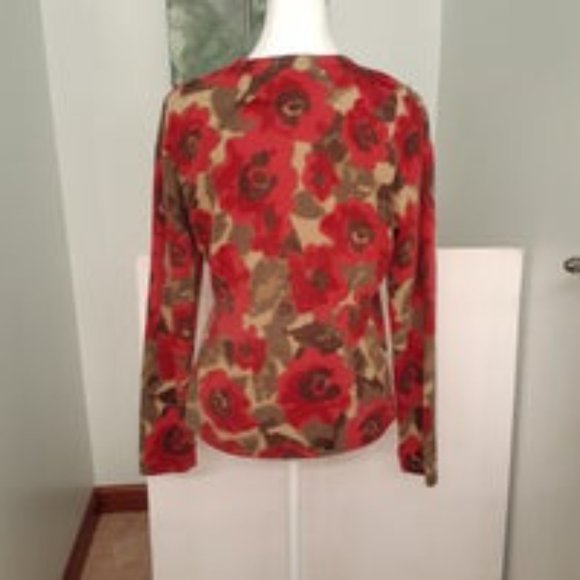 Red flower design cardigan sweater by Carole Little Size M - Picture 3 of 6